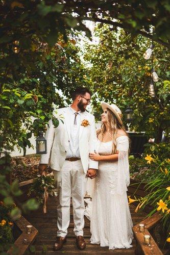 mobile - carousel-hero-element image-1