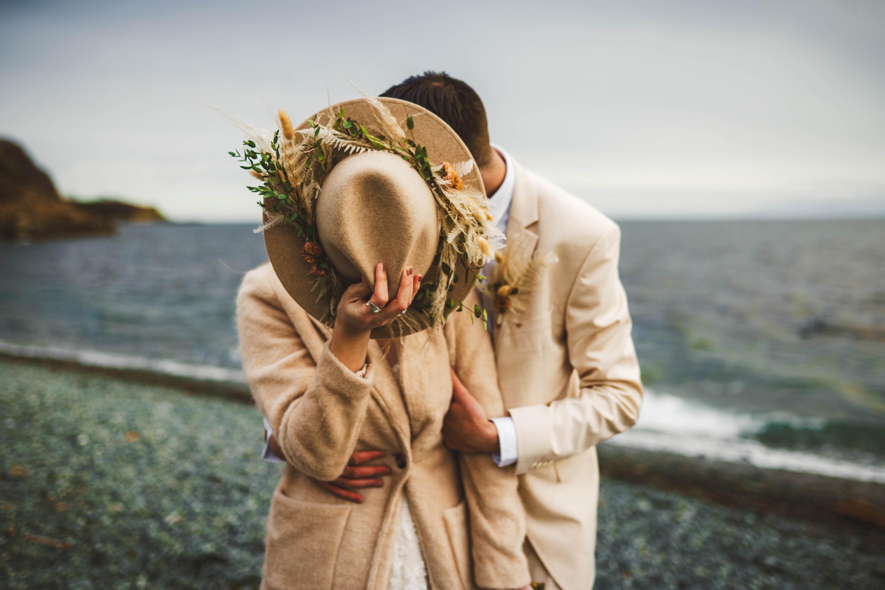 carousel-hero-element image-1