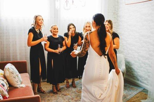 mobile - carousel-hero-element image-4